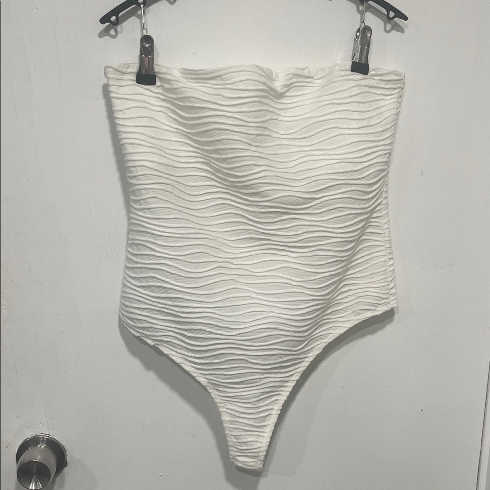 Princess Polly Elegant White Garment Size 8